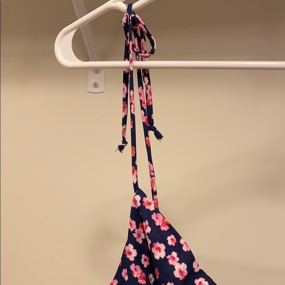 Cute spring dress - Picture 2 of 5